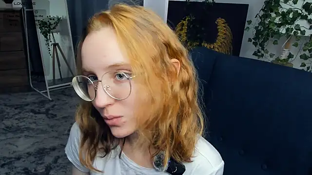 IiceVeinss online show from 10/12/25, 07:40