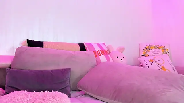 RileyNox online show from 04/15/26, 04:08