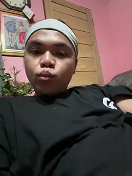Snapshot of Sassy_lenarxx chatting on 04/26/26, 04:48 Sassy lenarxx online show from 04/26/26, 04:48