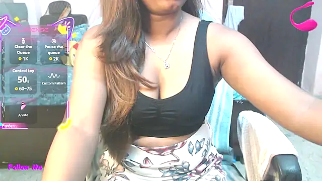 Snapshot of hot_riaa25 chatting on 09/20/25, 05:14 hot riaa25 online show from 09/20/25, 05:14