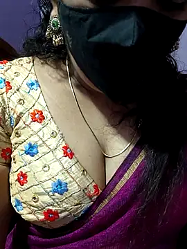 luci-queen online show from 09/24/25, 04:38