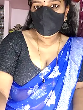 luci-queen online show from 04/18/26, 03:10