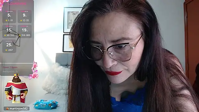 Snapshot of _naomi_s chatting on 05/18/26, 01:39 naomi s online show from 05/18/26, 01:39