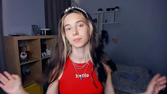 AntonettaTarring online show from 09/10/25, 07:30