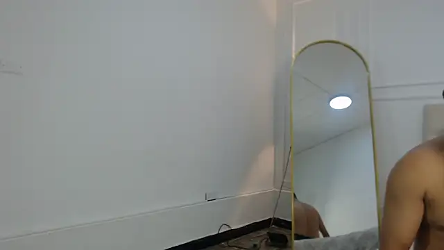 charlotte dante212 online show from 12/15/25, 04:17