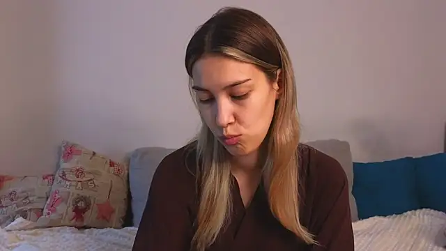 AngelicRice online show from 10/10/25, 11:31