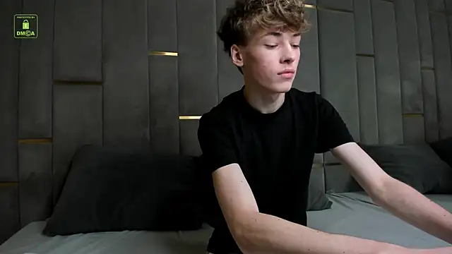 Snapshot of Kevin_Garsia chatting on 09/26/25, 08:35 Kevin Garsia online show from 09/26/25, 08:35