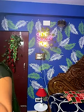 V-Hot-Sweti online show from 11/30/25, 05:39