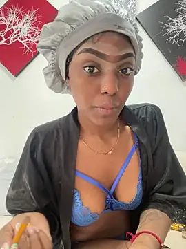 zaracollins01 online show from 09/19/25, 01:45