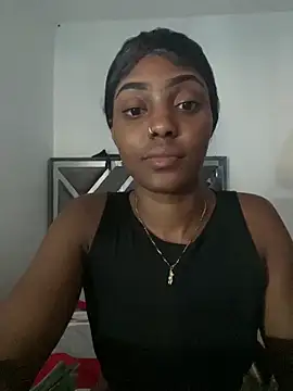 zaracollins01 online show from 10/15/25, 09:48