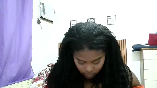 Snapshot of LunaSthena chatting on 01/18/26, 12:36 LunaSthena online show from 01/18/26, 12:36