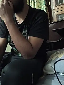 hunk7714 online show from 11/22/25, 05:34