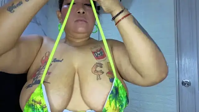 yunkeyc online show from 11/24/25, 03:17