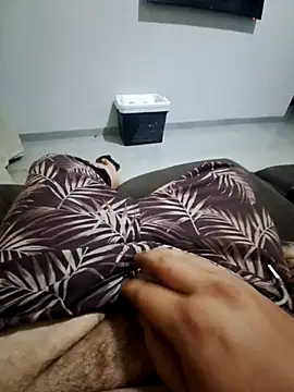 coisasdecasal2727 online show from 11/02/25, 02:47