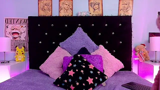 Snapshot of lizz_bela1 chatting on 05/18/26, 10:37 lizz bela1 online show from 05/18/26, 10:37
