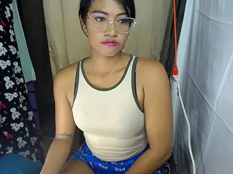 Dulce2415 online show from 07/06/26, 02:52