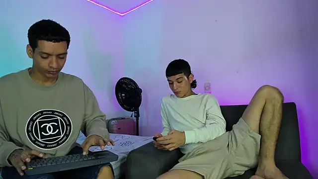 twinkDuohot online show from 04/26/26, 01:03