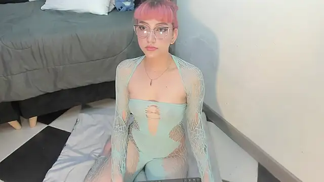 sophia arevalo online show from 03/07/26, 03:14