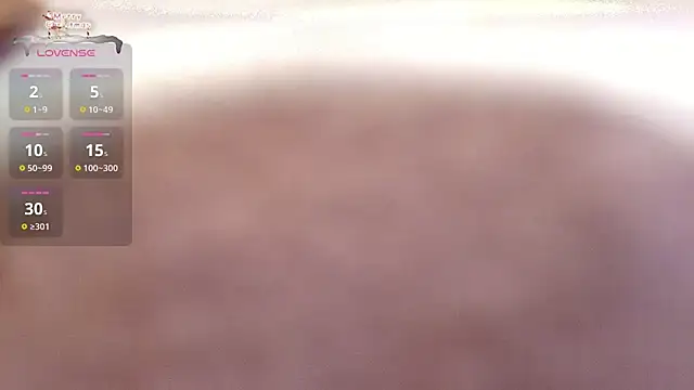 emycarver09 online show from 11/10/25, 12:15