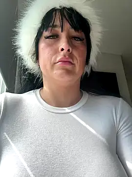 lorenamackenzie69 online show from 10/15/25, 06:52