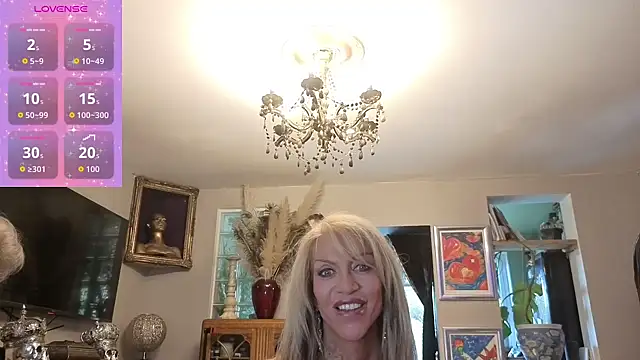 Snapshot of xl_uk_top_trans chatting on 03/05/26, 12:23 xl uk top trans online show from 03/05/26, 12:23