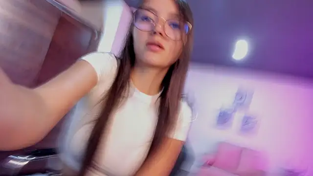 bella fox 1 online show from 04/11/26, 02:21