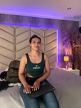 samiradoll online show from 09/27/25, 02:44