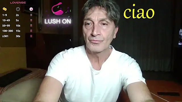 Snapshot of lattediyak chatting on 11/07/25, 12:43 lattediyak online show from 11/07/25, 12:43