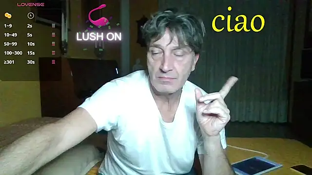 Snapshot of lattediyak chatting on 11/13/25, 11:58 lattediyak online show from 11/13/25, 11:58