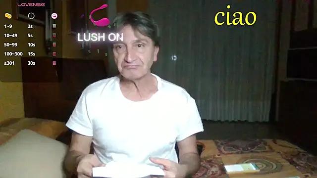 Snapshot of lattediyak chatting on 12/21/25, 02:51 lattediyak online show from 12/21/25, 02:51