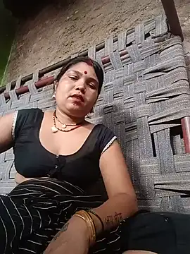 Snapshot of Rashili_jaan chatting on 07/06/26, 02:19 Rashili jaan online show from 07/06/26, 02:19