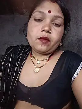 Snapshot of Rashili_jaan chatting on 07/15/26, 02:44 Rashili jaan online show from 07/15/26, 02:44
