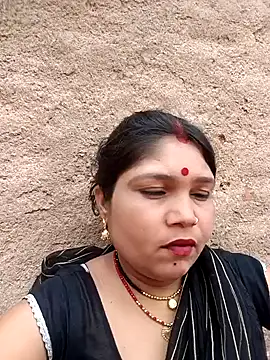 Snapshot of Rashili_jaan chatting on 07/16/26, 12:44 Rashili jaan online show from 07/16/26, 12:44