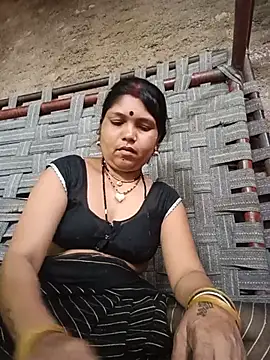Snapshot of Rashili_jaan chatting on 07/21/26, 04:04 Rashili jaan online show from 07/21/26, 04:04