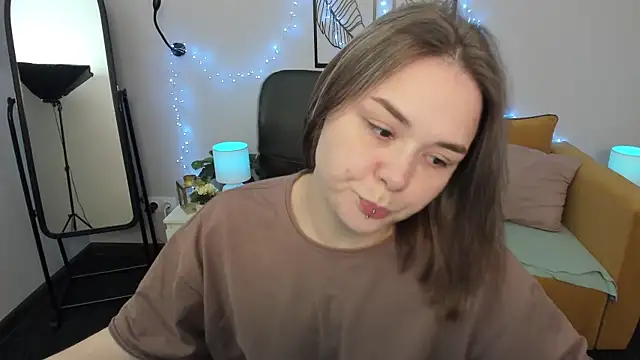Sophi gi online show from 09/13/25, 03:17