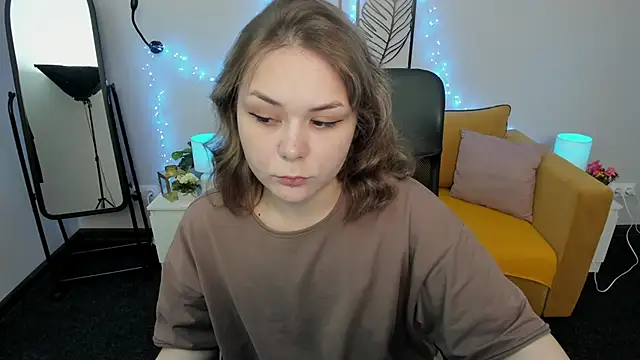 Sophi gi online show from 09/18/25, 04:47