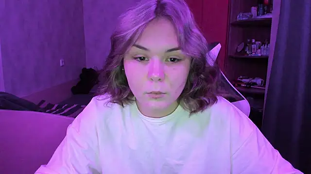 Sophi gi online show from 10/18/25, 12:28