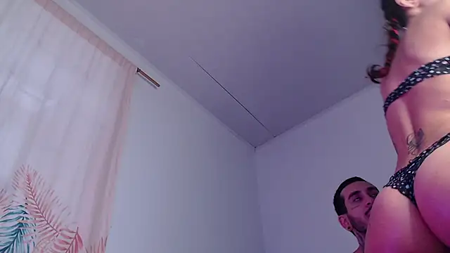 Snapshot of Tyler2y_luna chatting on 10/09/25, 05:44 Tyler2y luna online show from 10/09/25, 05:44