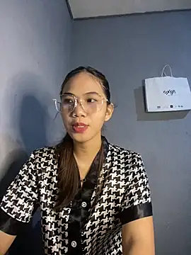 Shy SexyLady online show from 05/23/26, 11:47