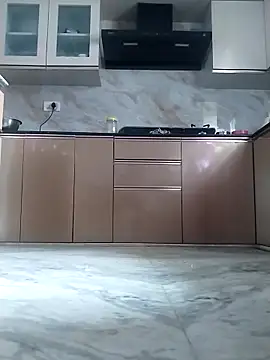 NehaQn online show from 09/18/25, 04:03