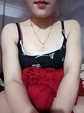 LucyyLy online show from 12/22/25, 03:36