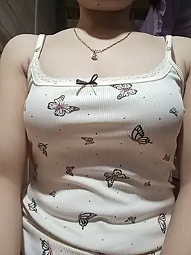 Snapshot of LucyyLy chatting on 07/30/26, 11:53 LucyyLy online show from 07/30/26, 11:53