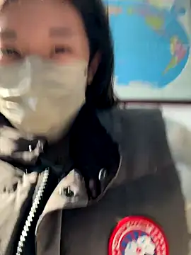 Lulu125216 online show from 10/29/25, 04:59