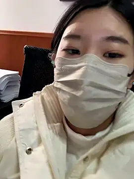 Lulu125216 online show from 11/06/25, 04:57