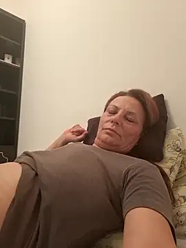 jessyca  online show from 09/16/25, 07:48