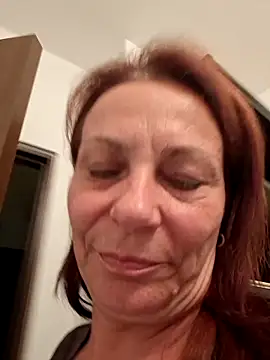 jessyca  online show from 09/18/25, 08:11