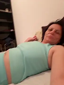 jessyca  online show from 09/28/25, 08:25