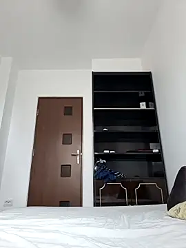 jessyca  online show from 10/04/25, 07:28