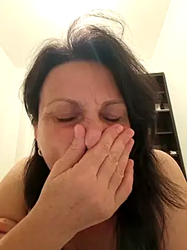 jessyca  online show from 10/04/25, 07:34