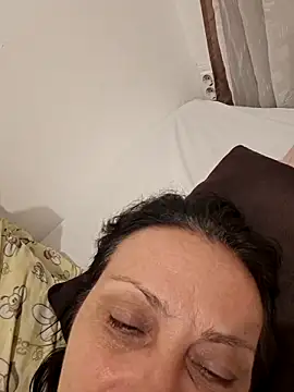 jessyca  online show from 10/15/25, 07:36